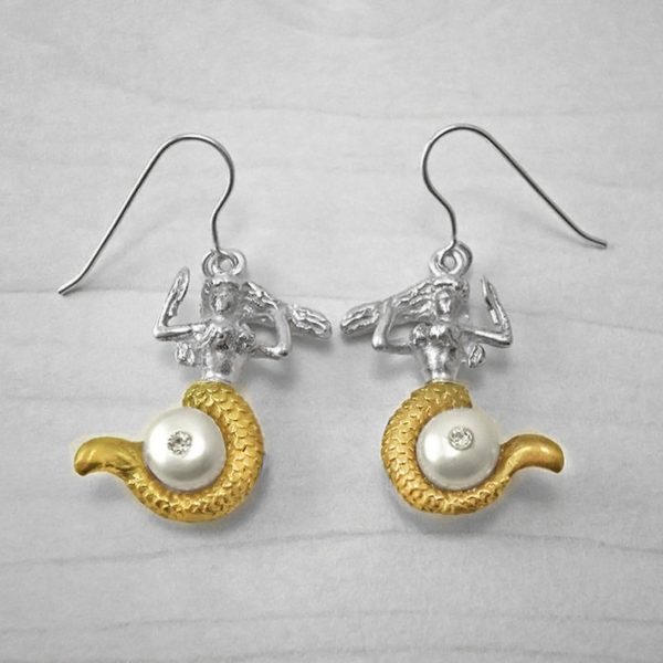 62104 Mermaid tail pearl
